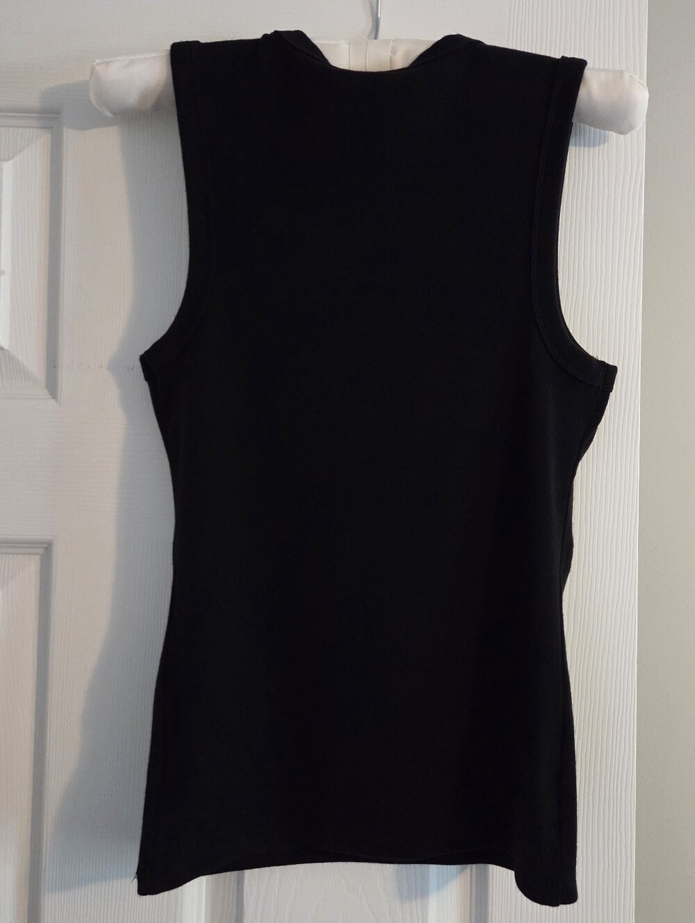 GAP Black Modern Crewneck Tank Top Sz M - Picture 3 of 9
